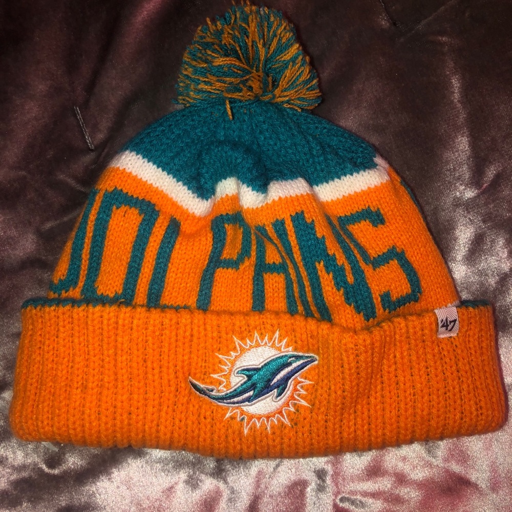 WORN ONCE ! NFL winter hat